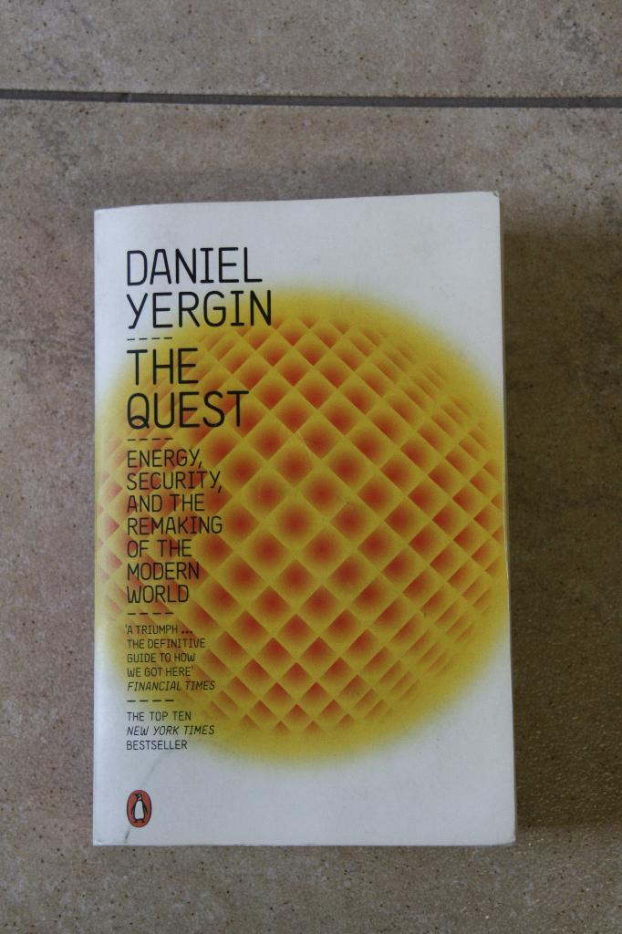 The Quest. Daniel Yergin. Paperback., Ophalen of Verzenden, Gelezen, Daniel Yergin