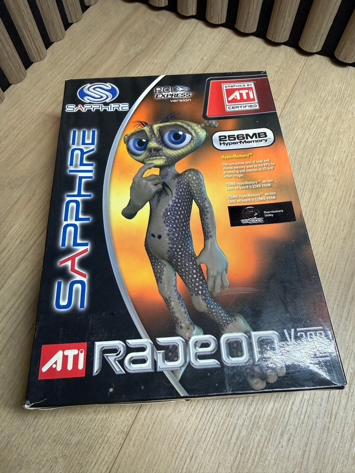 Sapphire ATI Radeon X300 SE 256MB HyperMemory Videokaart, Computers en Software, AMD, Overige soorten, Sapphire, VGA