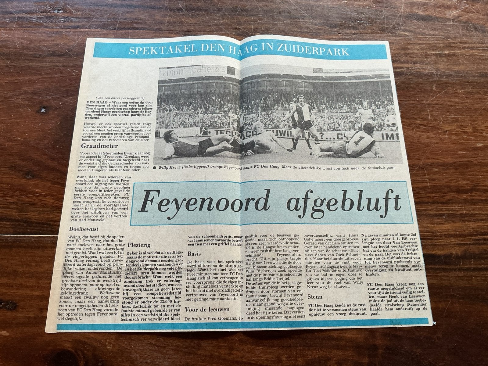 Voetbl krantenartikel FC Den Haag Feyenoord augustus 1977, Verzamelen, Ophalen of Verzenden, Knipsel(s)