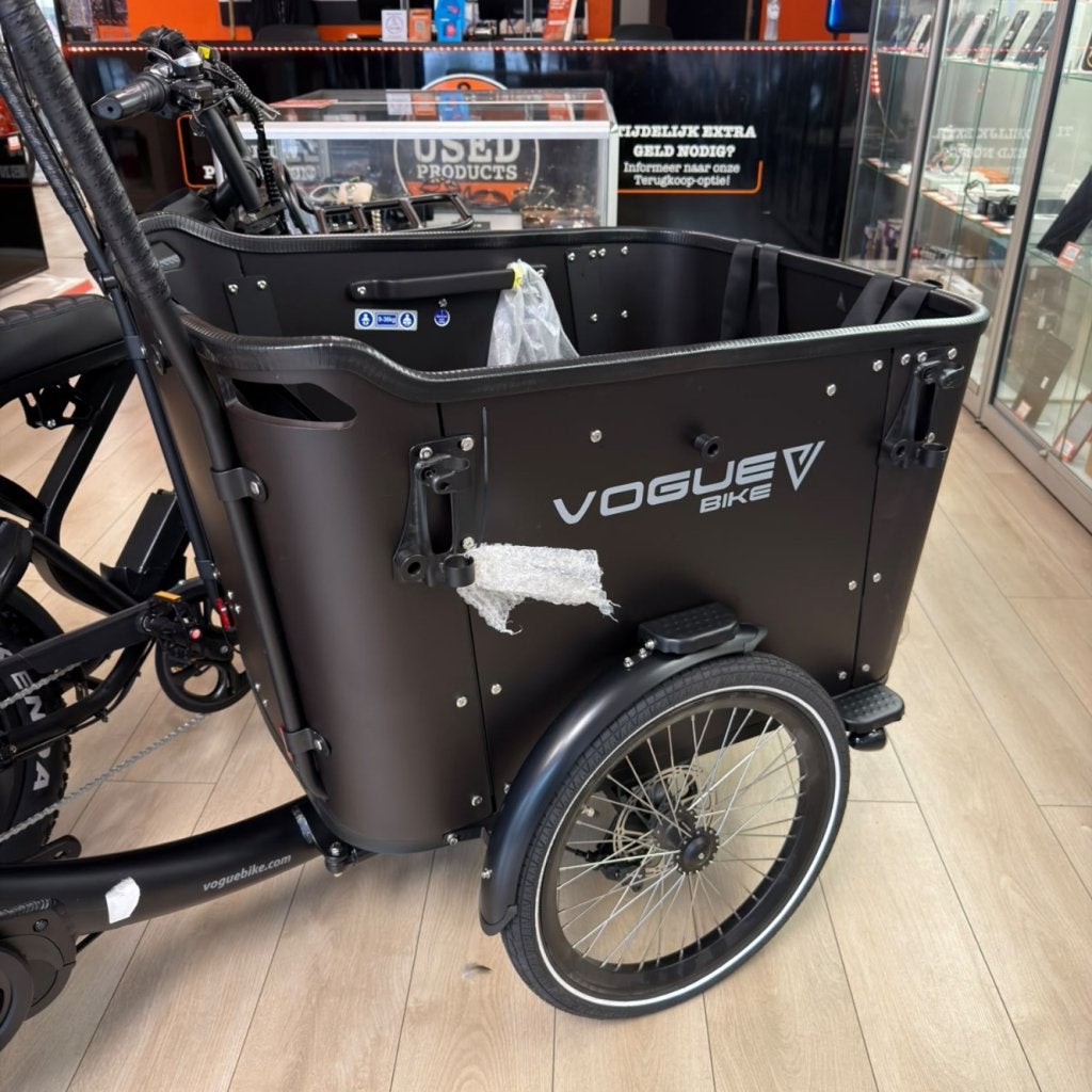 Vogue Superior 3 Deluxe Mat Zwart Bakfiets | Nieuw + factuur, Flex Ltd., Nieuw, https://flex.com/contact-us, Nobelstraat 10, 5807 GA Oostrum LB, Limburg, Nederland