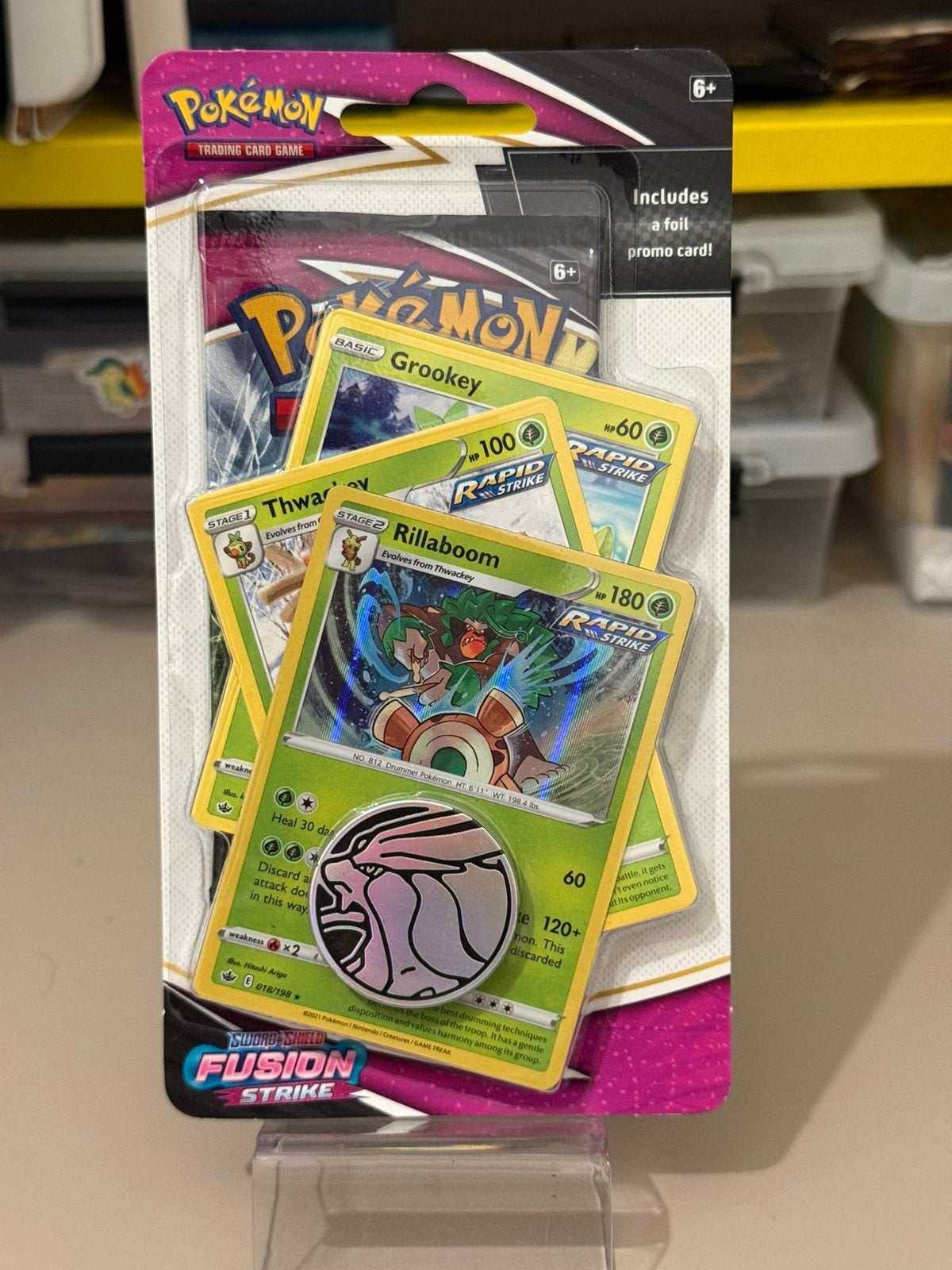 Fusion Strike Sword & Shield Premium Blister Pack, Verzenden, Zo goed als nieuw, Boosterbox