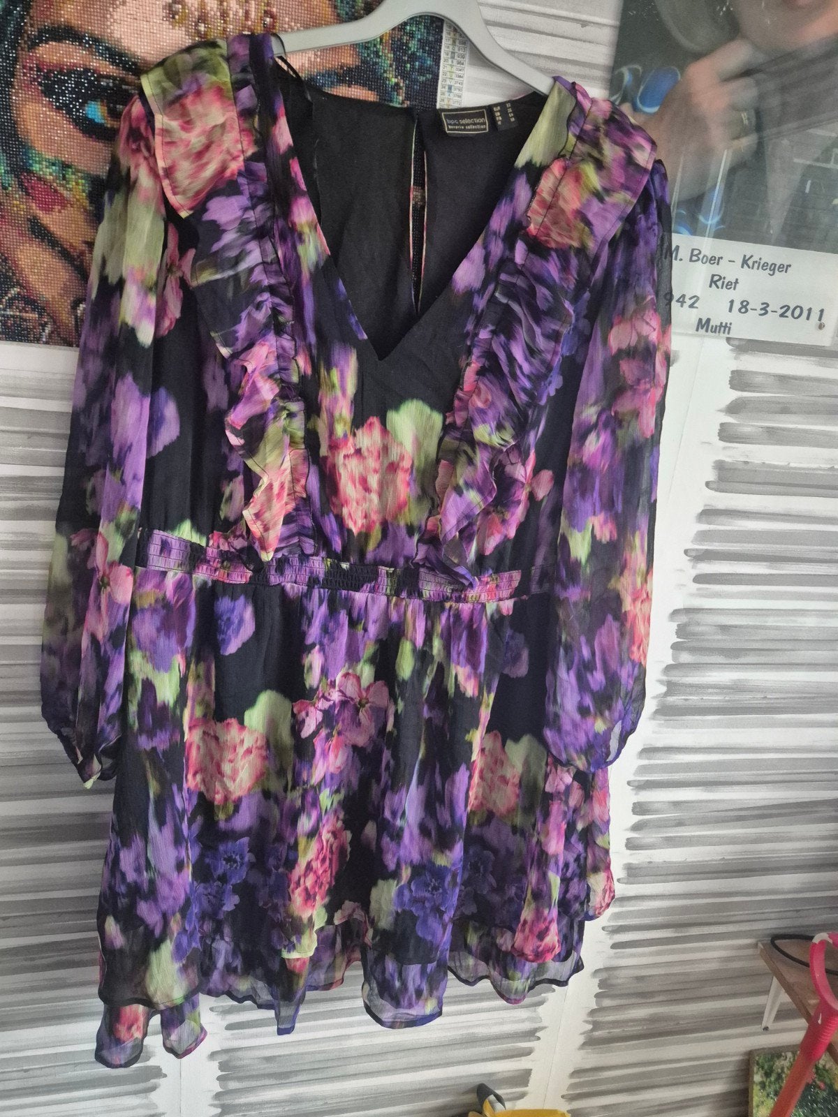 Schitterende Tuniek met Ruffels en Lange Mouwen Maat 54, Kleding | Dames, Ophalen, Gedragen, Maat 46/48 (XL) of groter, Meerkleurig