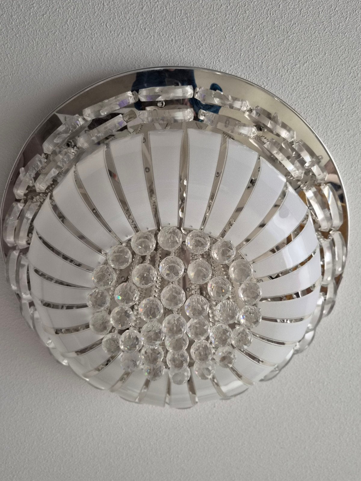 Moderne Plafondlamp met Kristallen Decoratie, Ophalen, Zo goed als nieuw, Rond