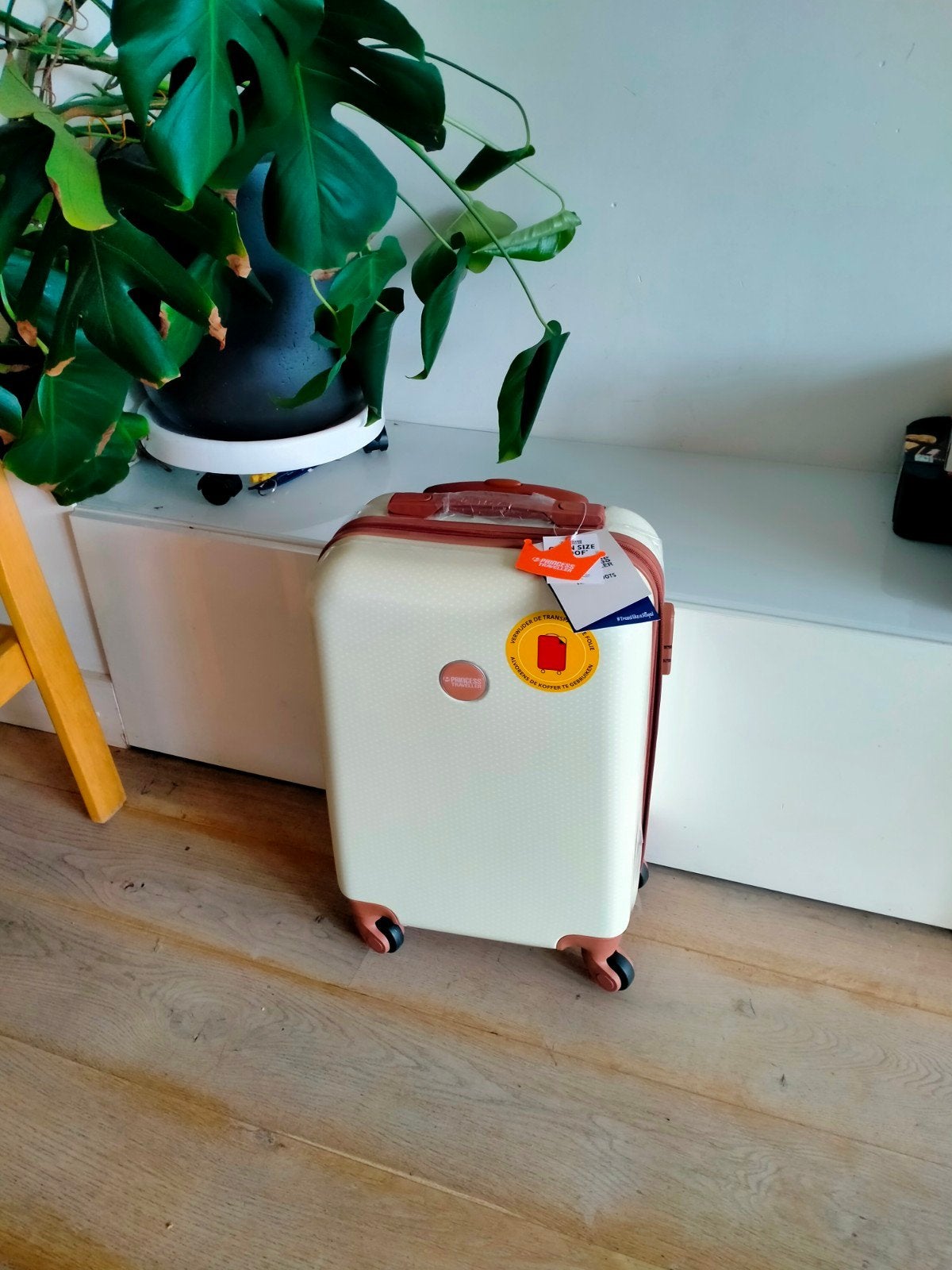 Princess Traveller Handbagage Koffer - Trendy Dots nieuw, Ophalen of Verzenden