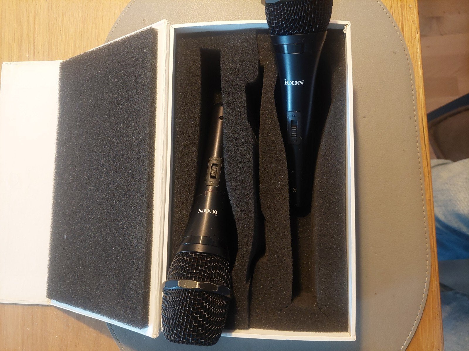 Mooi metalen prof microfoons., Ophalen of Verzenden, Audio