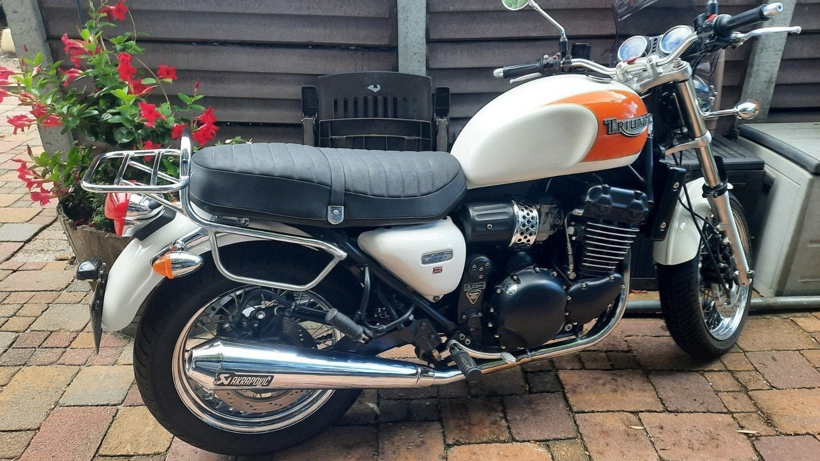 Triumph Thunderbird Sport, Sport
