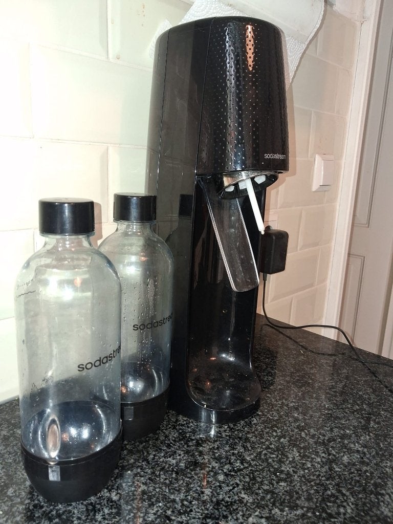 Sodastream met 2 flessen, Witgoed en Apparatuur, Ophalen of Verzenden, Gebruikt