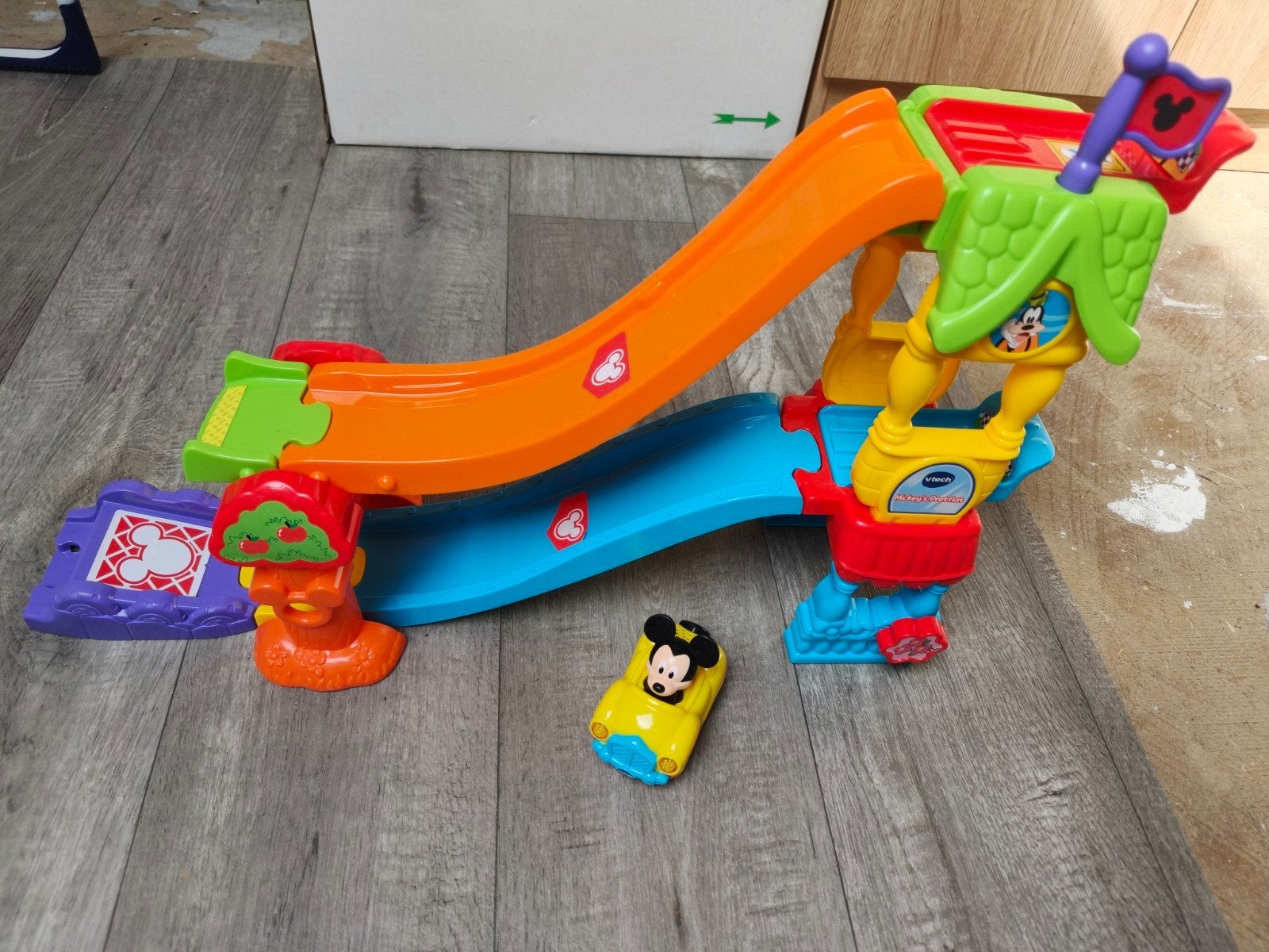 VTech Toet Toet Auto's Mickey Mouse Pretflat, Kinderen en Baby's, Speelgoed | Vtech, Ophalen, Zo goed als nieuw, 2 tot 4 jaar