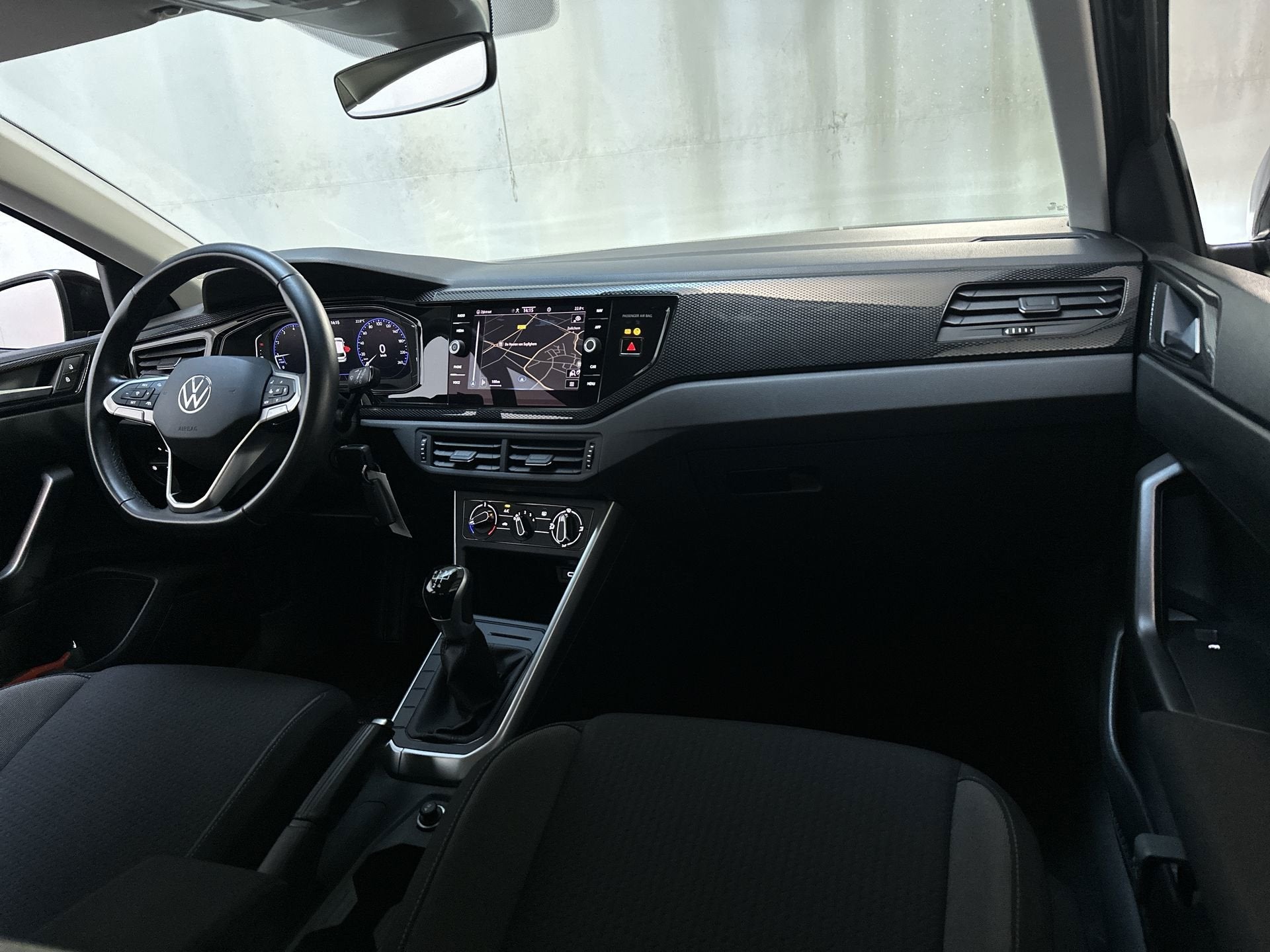 Volkswagen Polo 1.0 TSI Life Virtual Cockpit Navigatie App-C, Voorwielaandrijving, Stof, Gebruikt, Met garantie (alle)