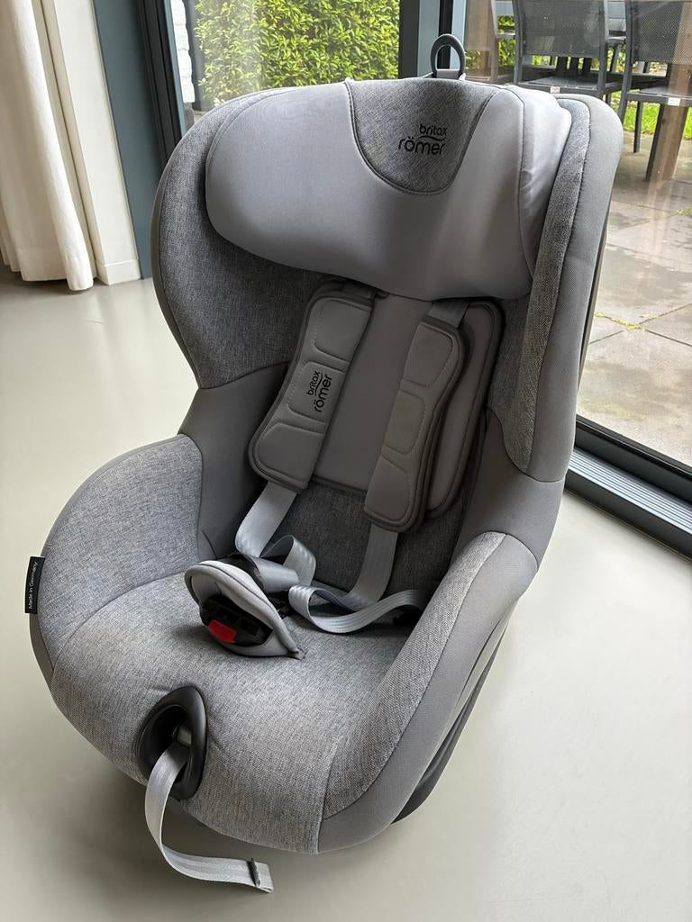 Britax Romer Trifix2 i-Size autostoel Grey Marble, Kinderen en Baby's, Autostoeltjes, Zo goed als nieuw, Romer, 9 t/m 18 kg, Isofix