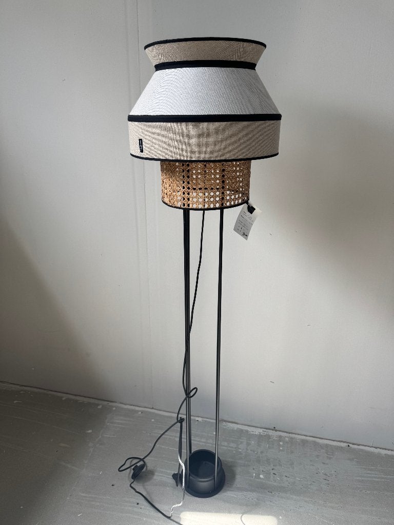 Vloerlamp Singapour - Market Set, Huis en Inrichting, Lampen | Vloerlampen, Ophalen, Hip, modern, Nieuw, Metaal