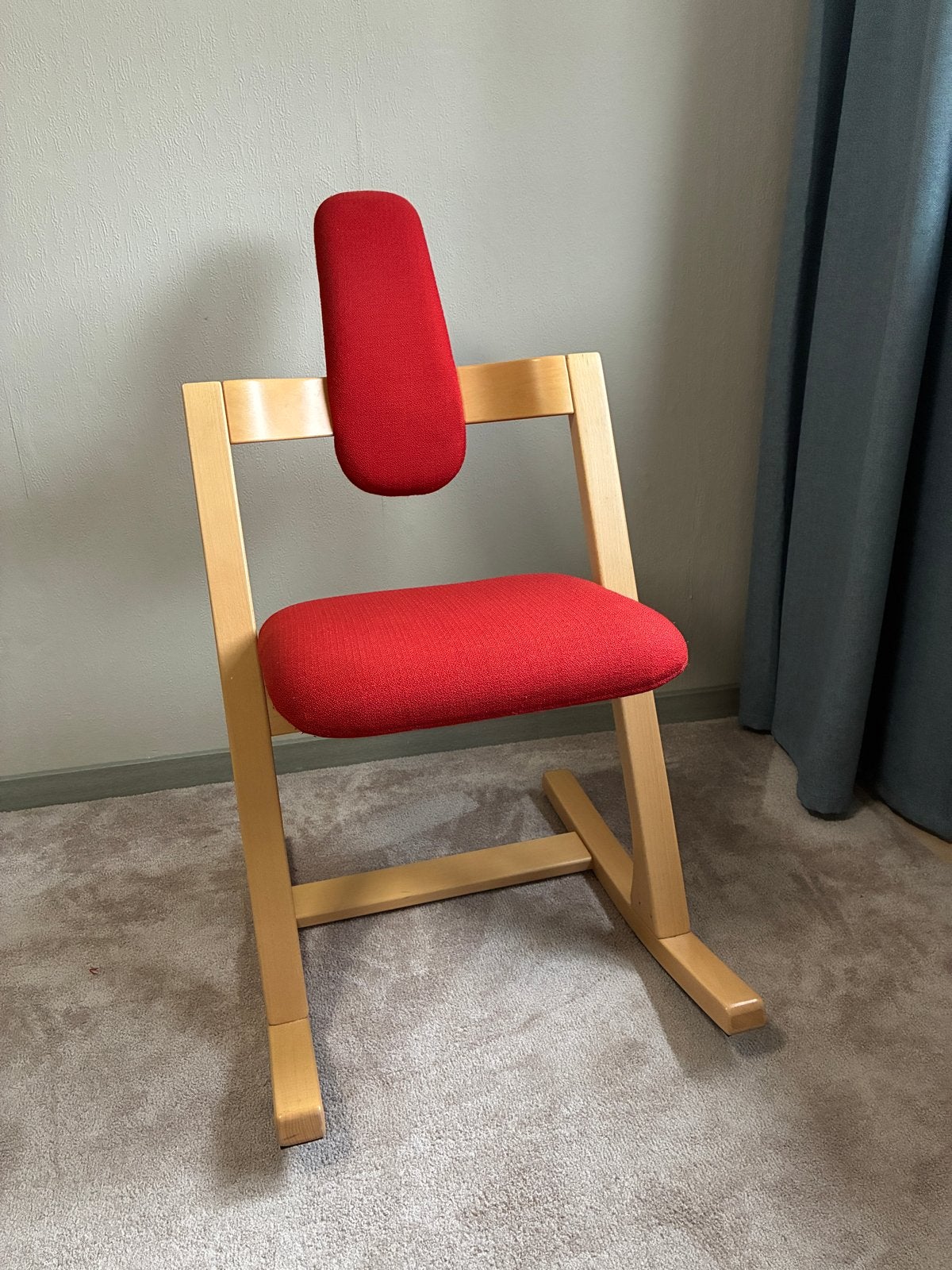 Varier Pendulum - Rood - zgan, Ophalen of Verzenden, Zo goed als nieuw, Eén, Rood