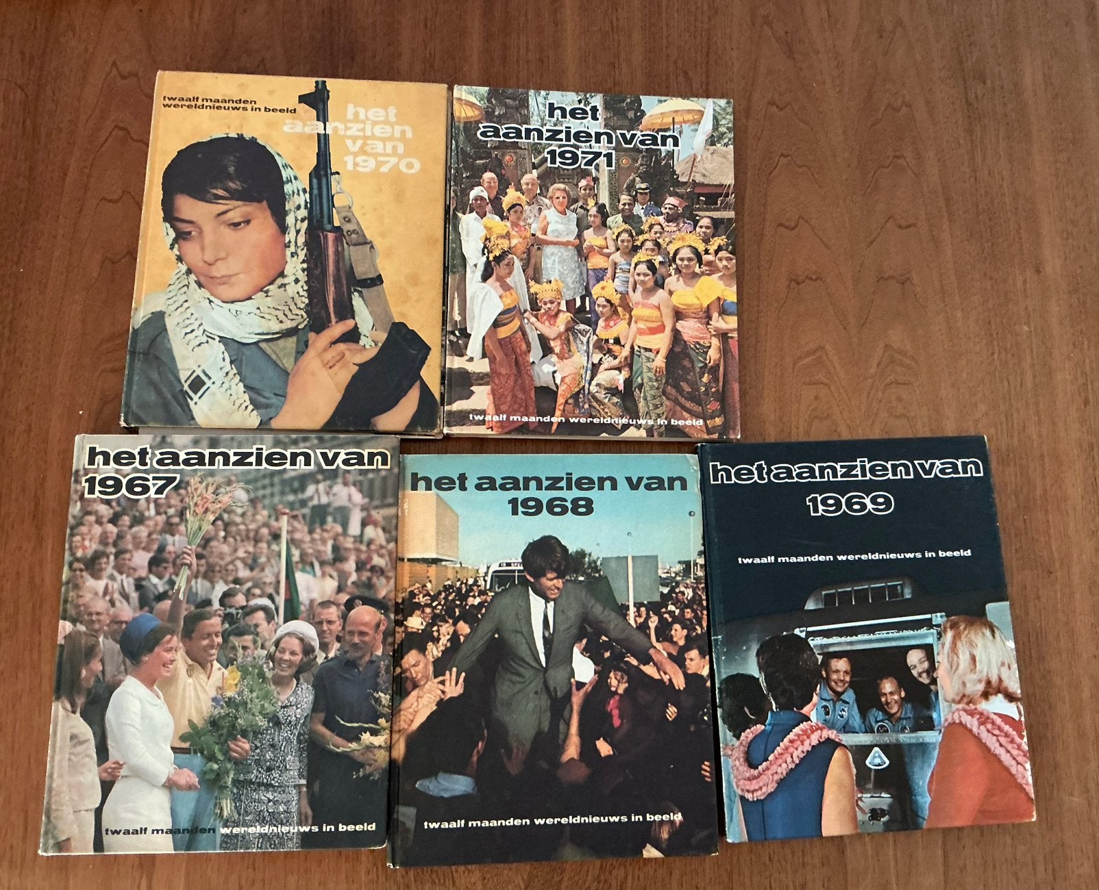 Het aanzien van 1967,1968,1969,1970,1971, Boeken, Overige gebieden, Ophalen of Verzenden, 20e eeuw of later, Gelezen