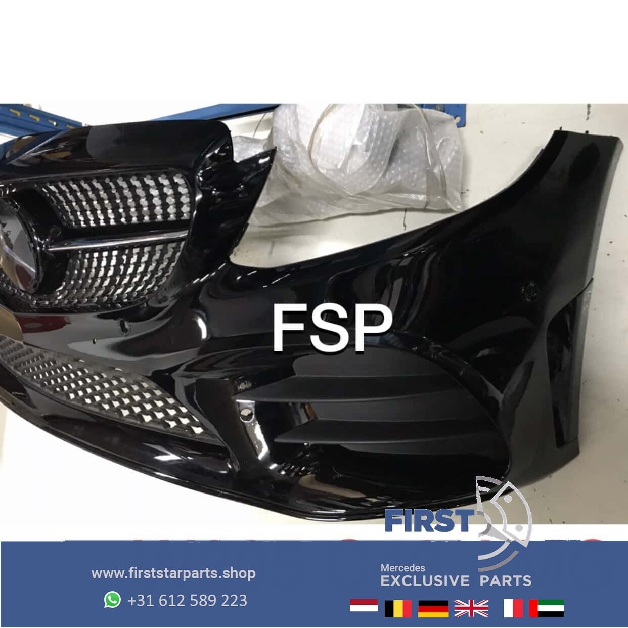 W205 C43 AMG VOORBUMPER Mercedes C Klasse 2020 ZWART ORIGINE, Auto-onderdelen, Gebruikt, -, Voor, Ophalen of Verzenden