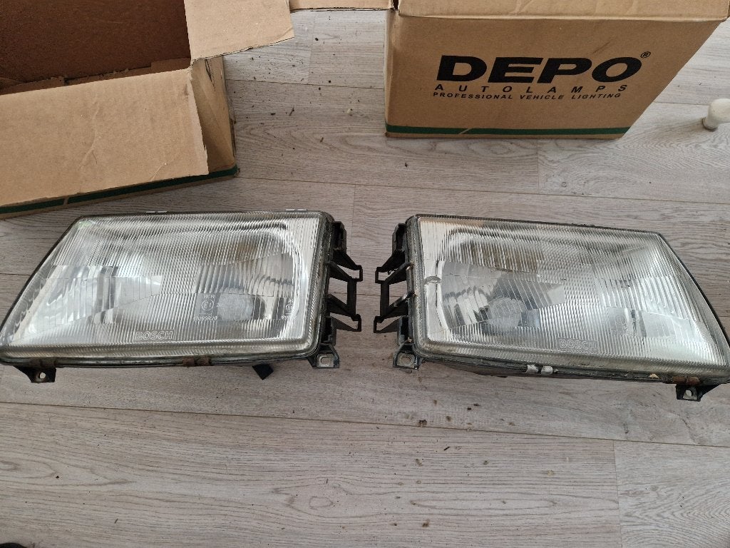 Set van twee koplampen van het merk Bosch., Auto-onderdelen, Ophalen of Verzenden, Gebruikt, Audi