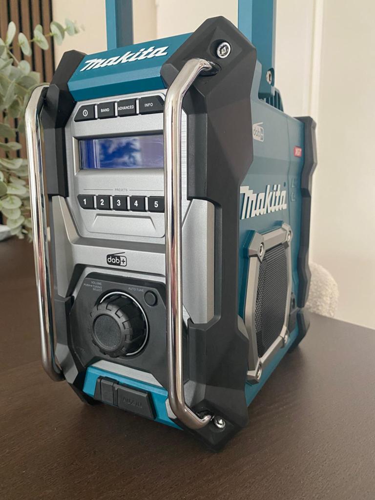 Makita bouw radio, Ophalen of Verzenden, Zo goed als nieuw, Bouwradio