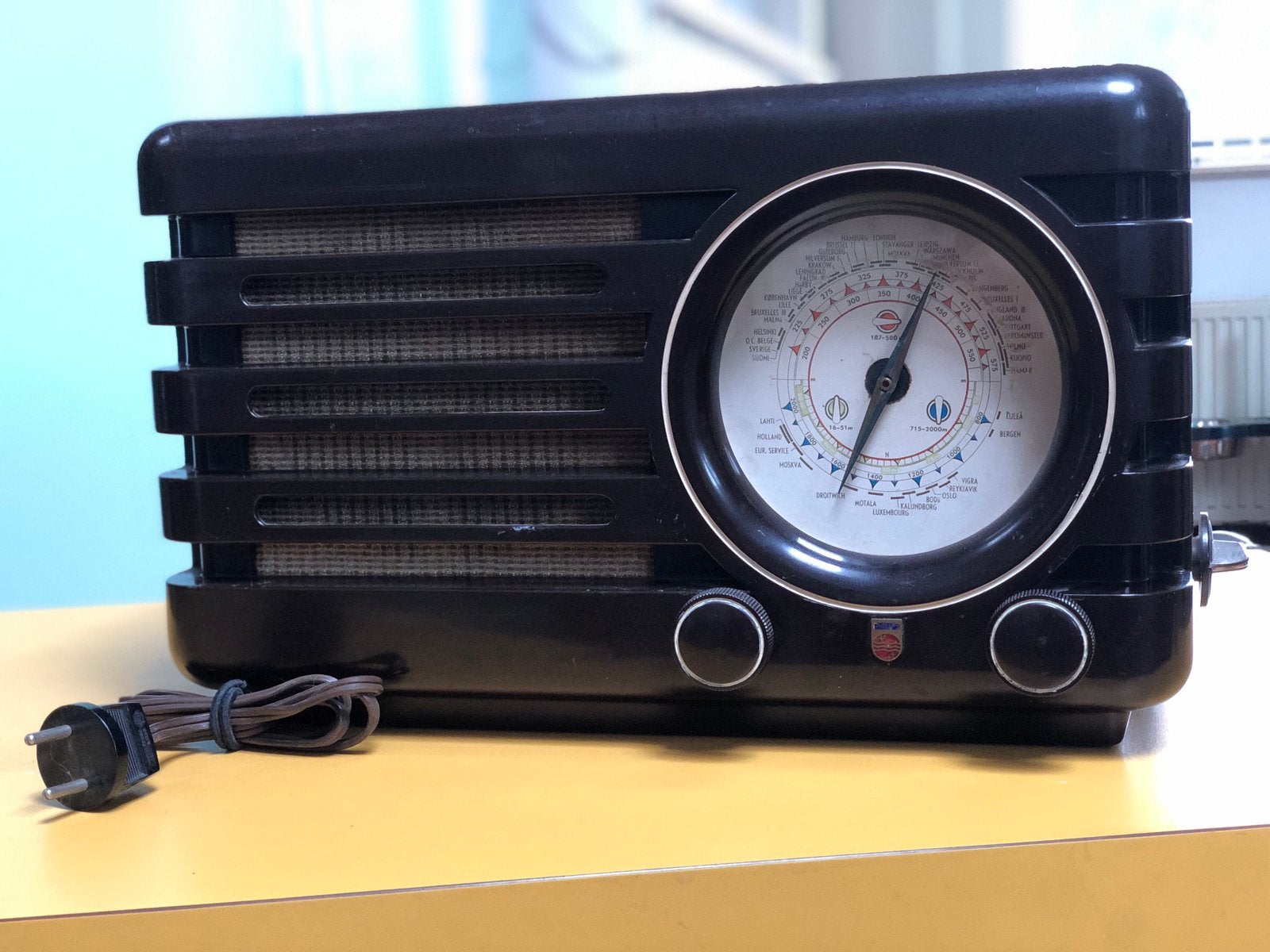 Bakelieten Philips Radio, Ophalen
