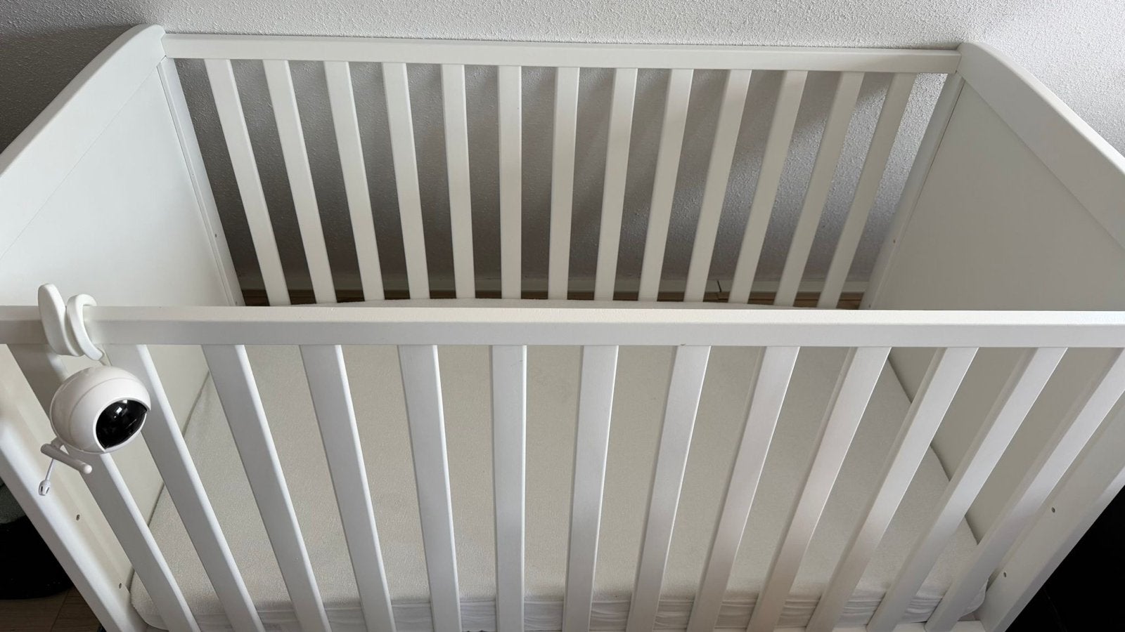 Prenatal Ledikant Babybed met matras en H&M beddengoed, Ophalen of Verzenden, Zo goed als nieuw, Minder dan 140 cm, Matras