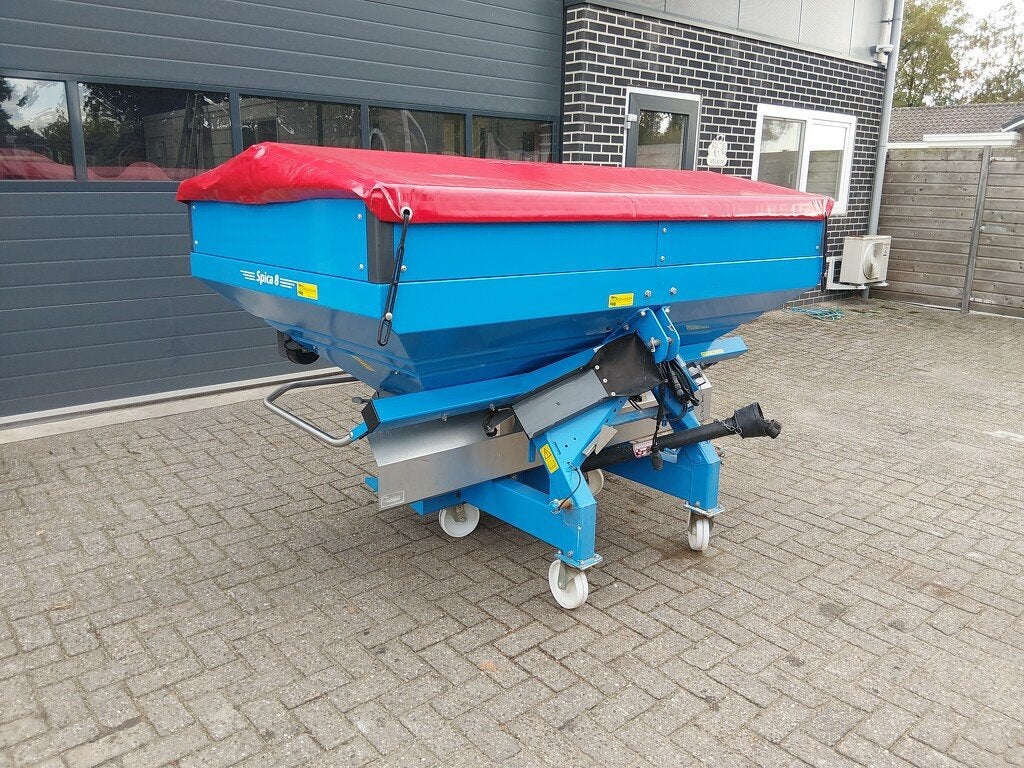 Lemken Spica 8 Kunstmeststrooier