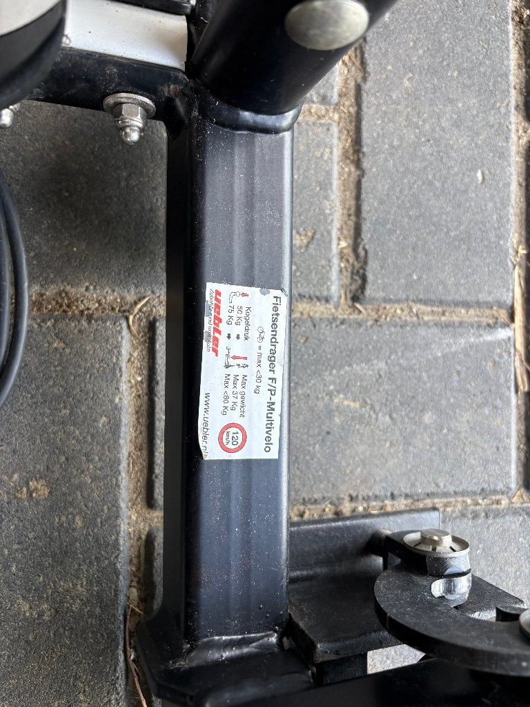 Uebler fietsendrager e-bikes (2), Ophalen, Gebruikt, 2 fietsen, Trekhaakdrager