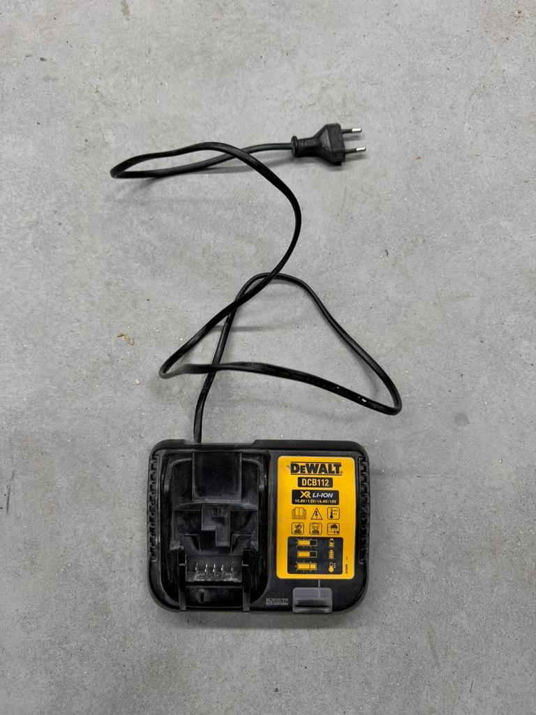 Dewalt accu lader DCB 112, Ophalen of Verzenden, Zo goed als nieuw