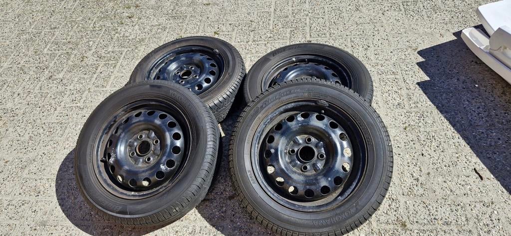 14 inch stalen velgen met banden 165/65 R14, Ophalen of Verzenden