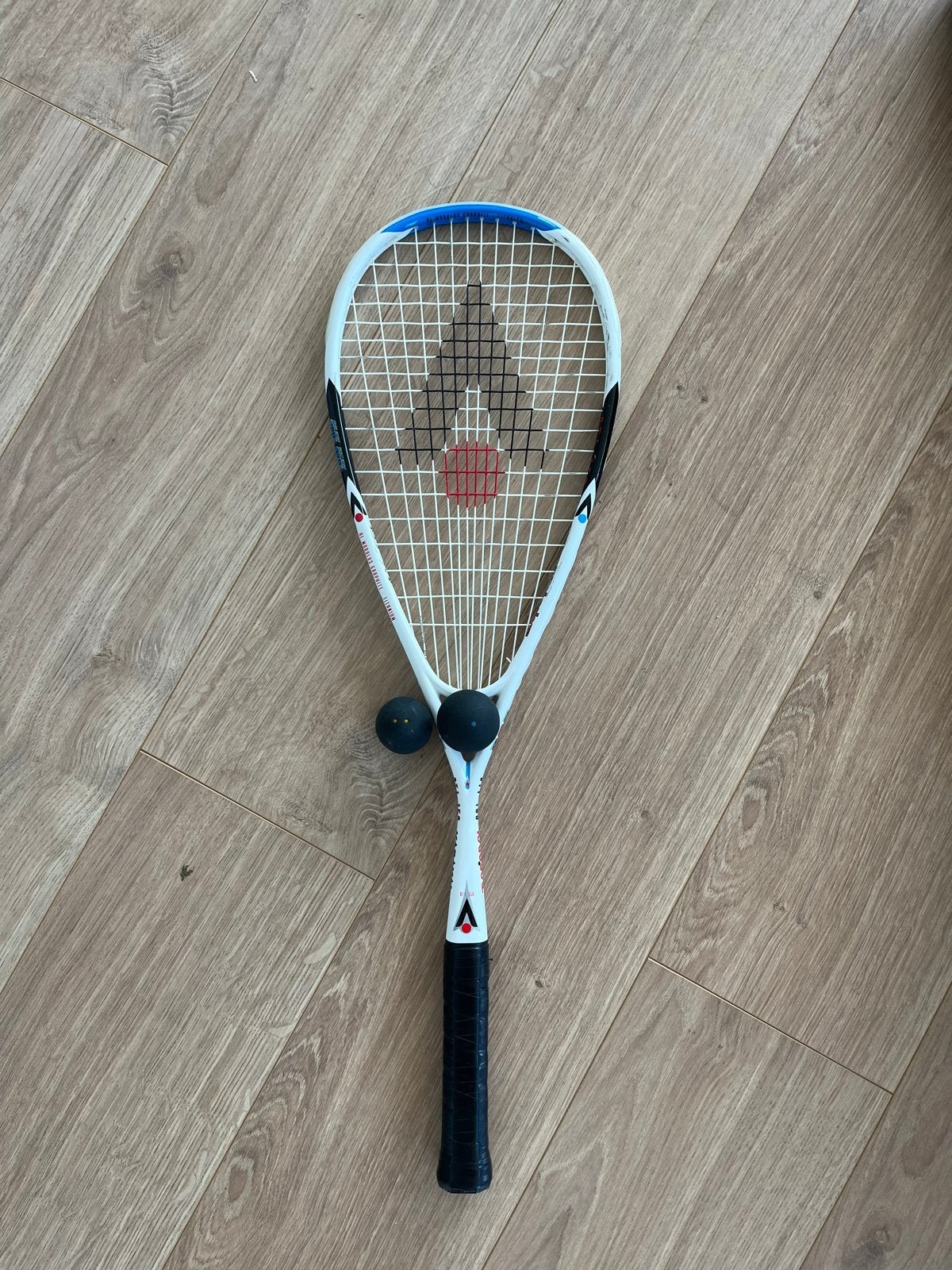 Karakal BT-150 Squash Racket met hoes en ballen, Ophalen of Verzenden, Gebruikt, Racket, Met hoes