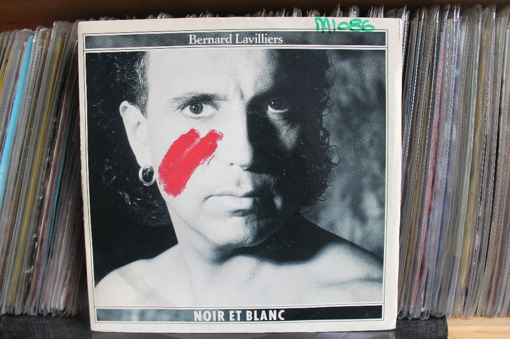 7" Single Bernard Lavilliers - Noir Et Blanc / Borinqueño, Gebruikt, Verzenden, 7 inch, Pop