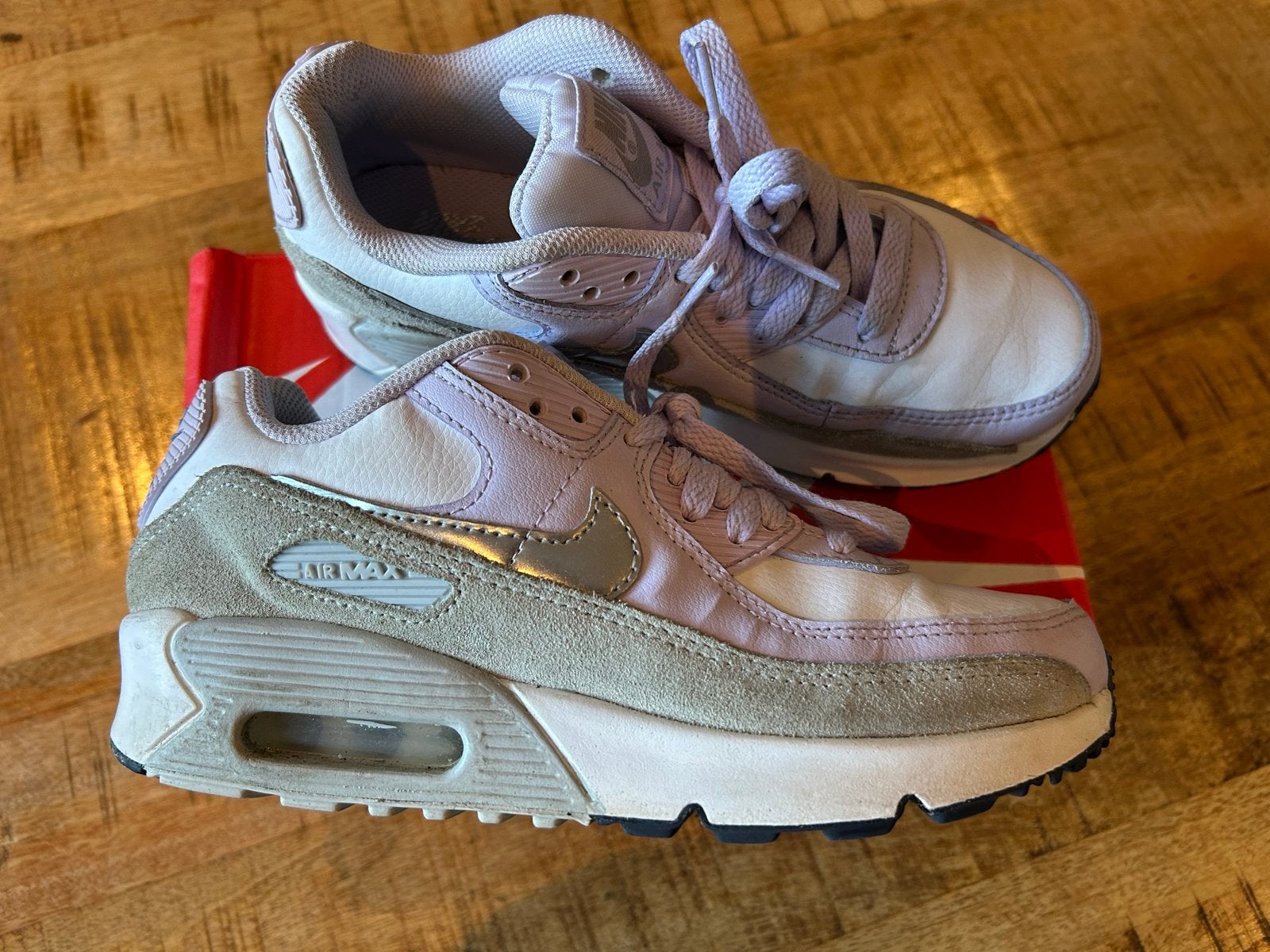 Nike Air Max 90 - Maat 36, Meisje, Schoenen, Ophalen of Verzenden, Zo goed als nieuw