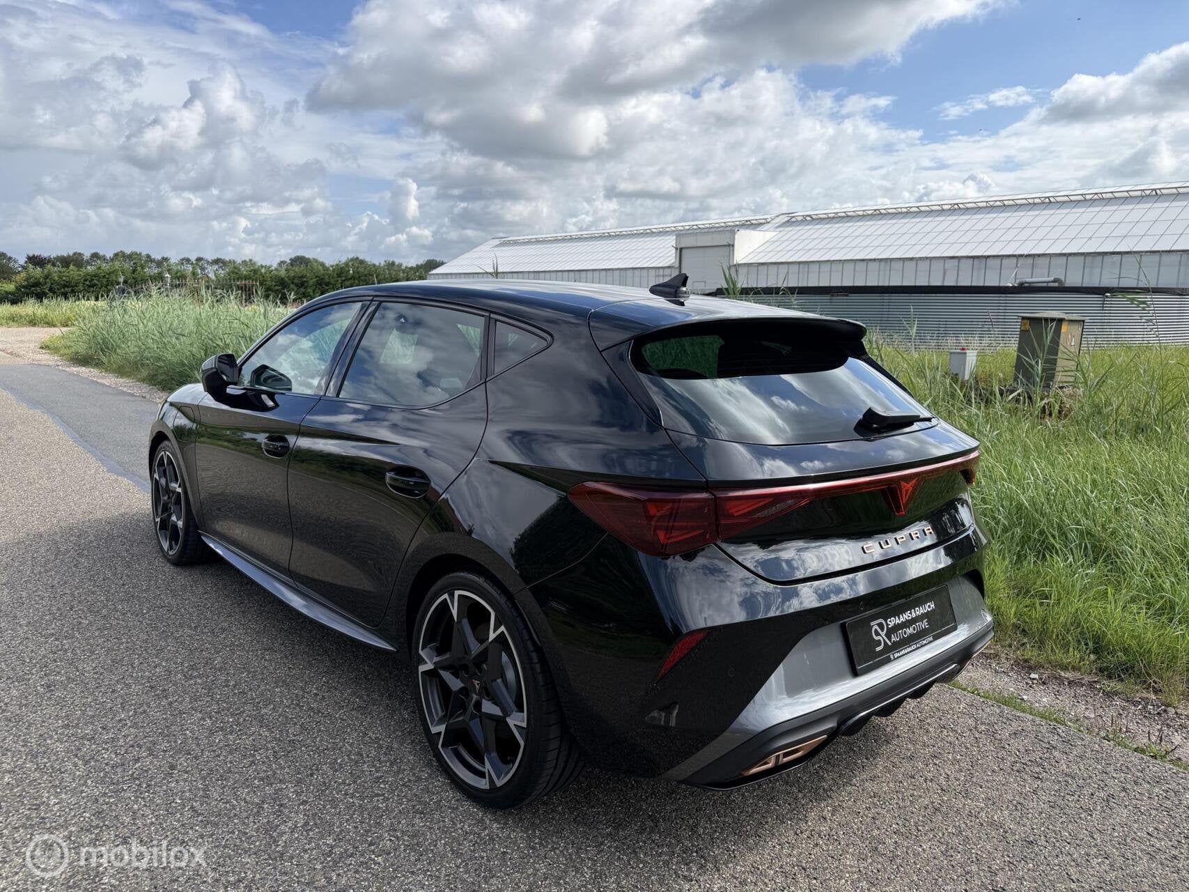 CUPRA Leon 1.5 TSI e-Hybrid VZ Performance 272PK / Sfeer / M, Auto's, Dealer onderhouden, Zwart, 4 cilinders, Leon