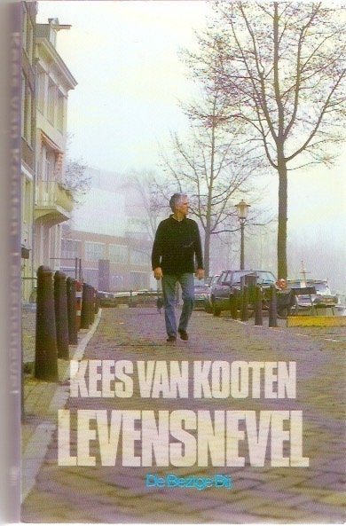 Kees van Kooten - Levensnevel, Boeken, Ophalen of Verzenden, Gelezen, Kees van Kooten, Nederland