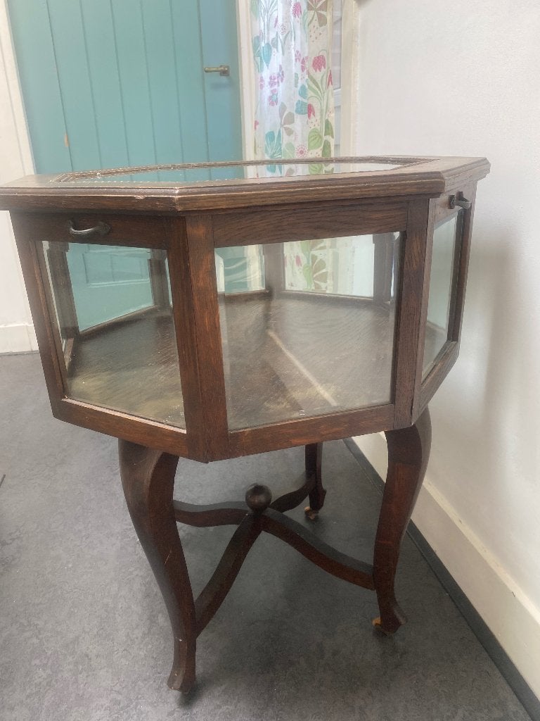 Vintage tafeltje antiek, Ophalen