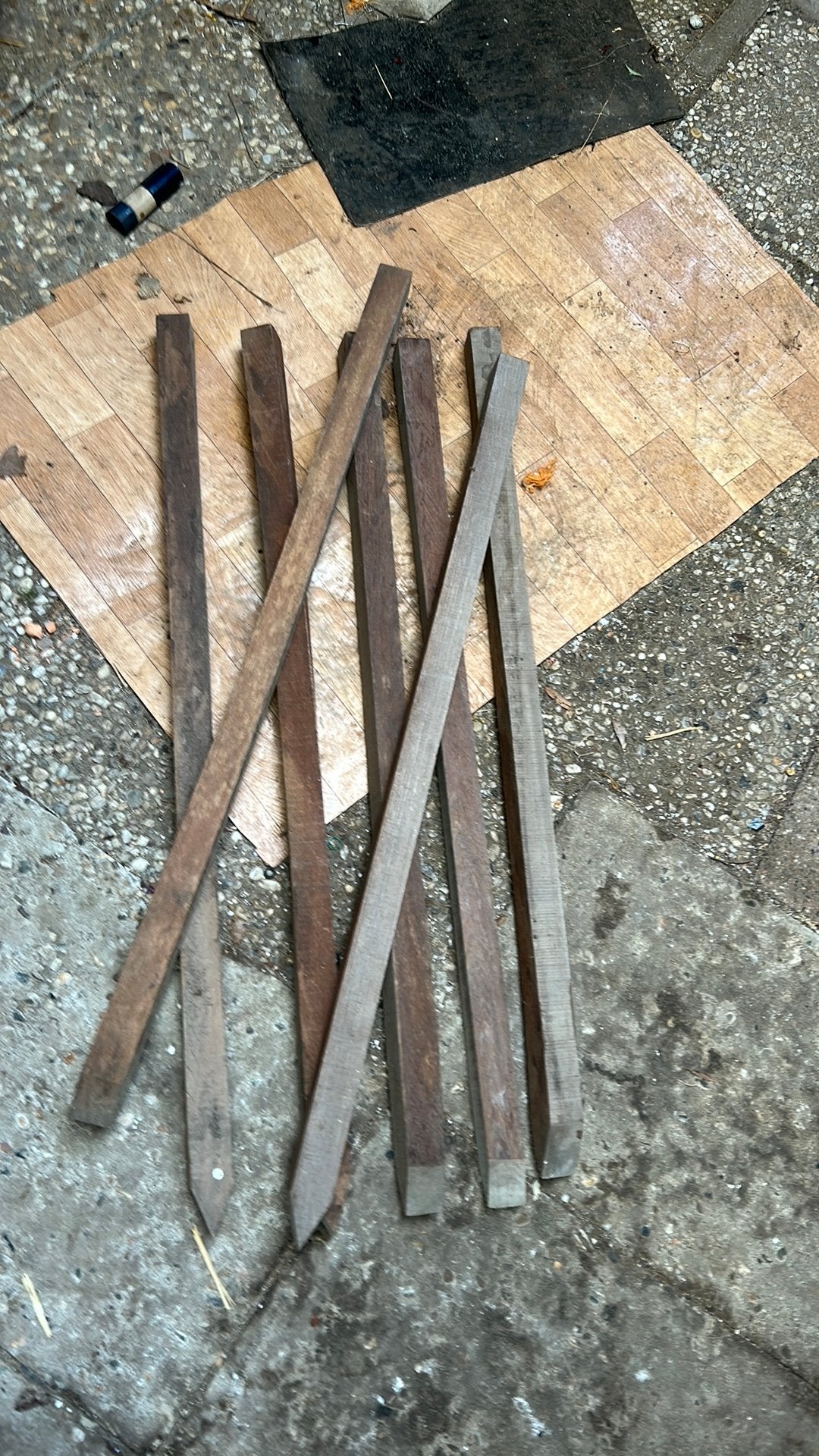 Hard houte palen, Tuin en Terras, Tuinhekken en Hekwerk, Ophalen, Zo goed als nieuw, Hout, Tuinhek