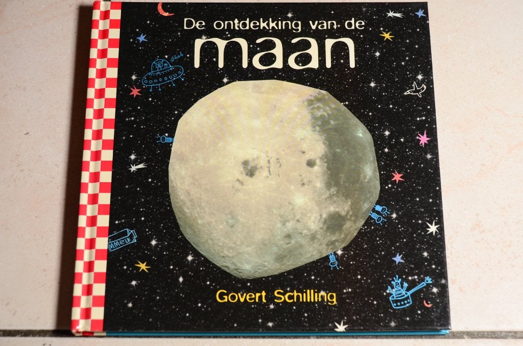De ontdekking van de Maan / Govert Schilling, Ophalen of Verzenden, Zo goed als nieuw, Non-fictie