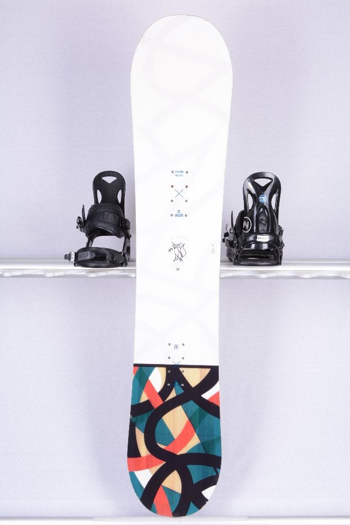 142 146 dames snowboard SALOMON LOTUS FOX, Radial sidecut, Verzenden, Gebruikt, Board