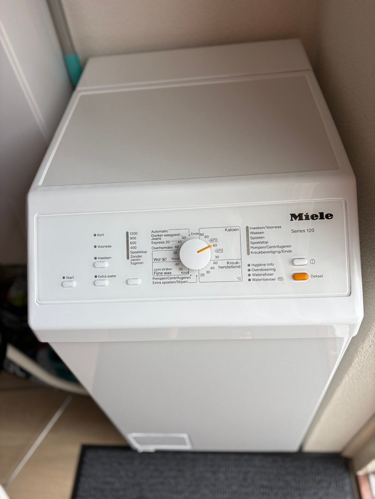 MIELE wasautomaat, Ophalen, 1200 tot 1600 toeren, Gebruikt, 4 tot 6 kg