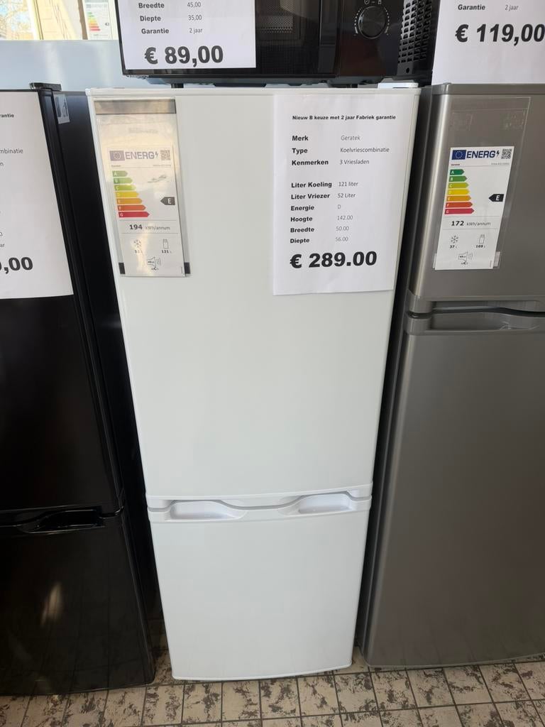 Koelvriescombinatie 50cm breed nieuw 142 hoog wit