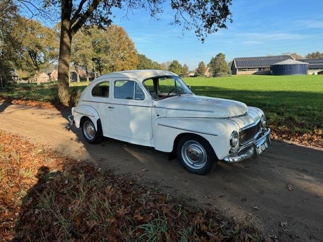 Volvo PV544 Katterug B16 / 1961, Auto's, Overige carrosserieën, Wit, 10 km/l, Bedrijf