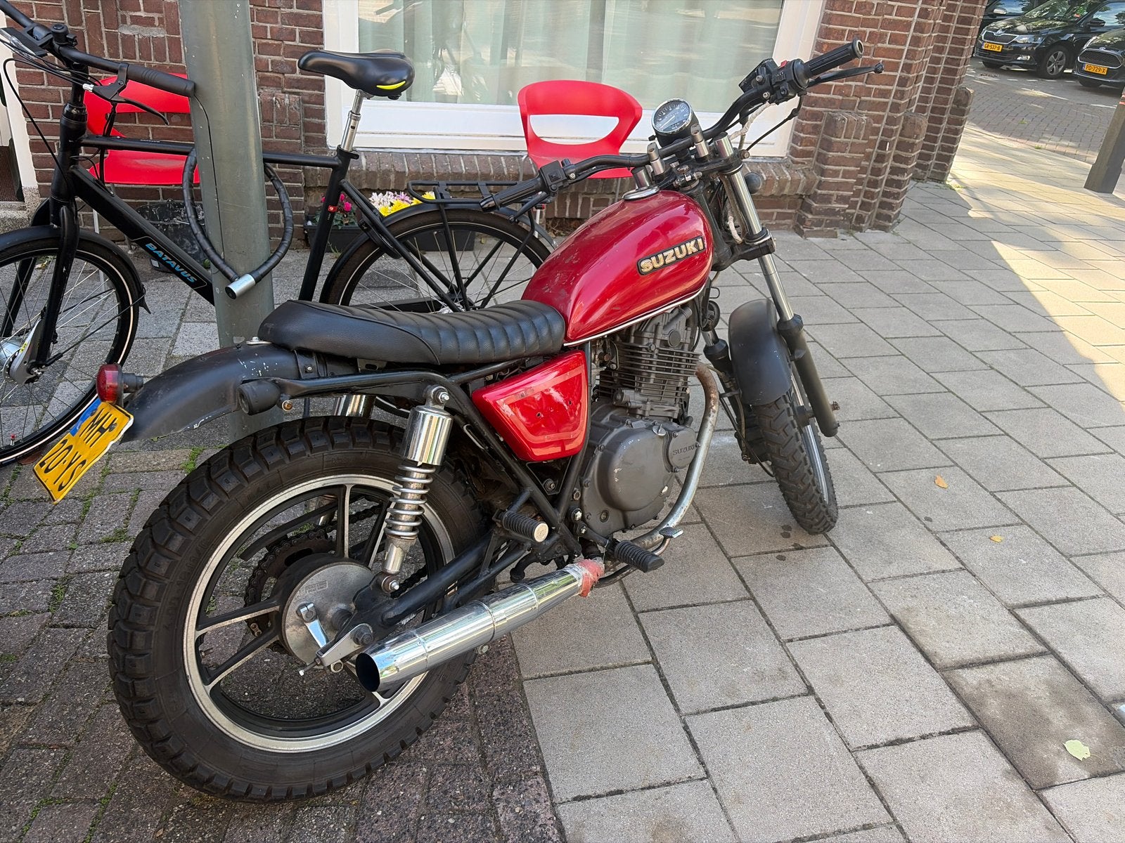 Suzuki RN250 - Klassieke Scrambler Stijl Motorfiets, Sportuitlaat, Overig, Info@suzuki.nl, Minimaal motorrijbewijs A2