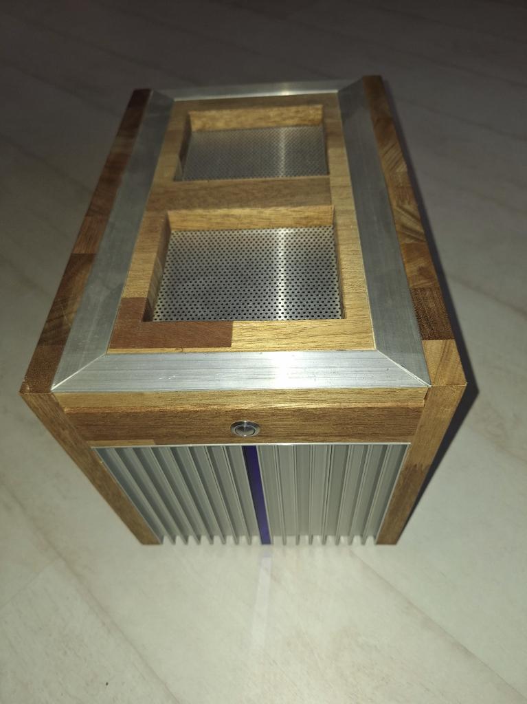 HiFi mono eindversterkers > 200 Watt, Zo goed als nieuw, 120 watt of meer, Stereo, Ophalen