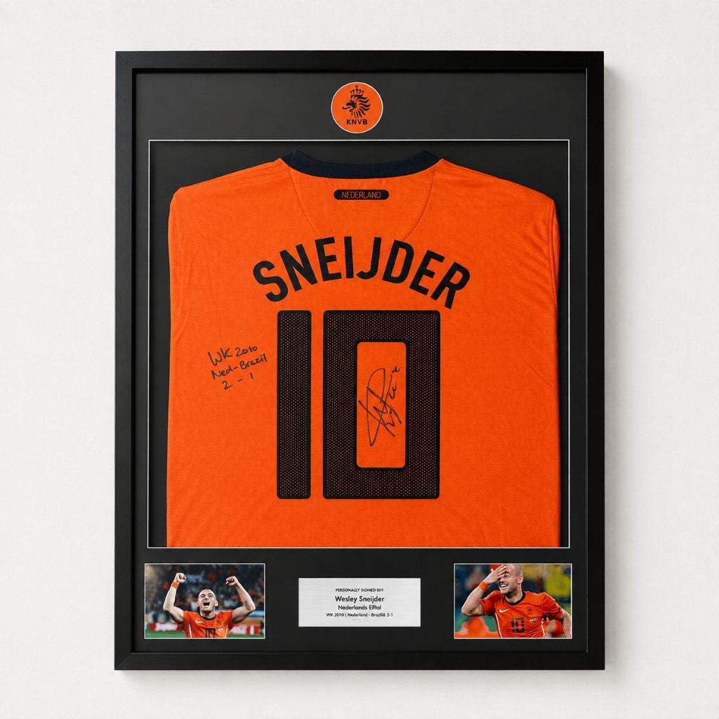 Sneijder - gesigneerd & ingelijst Nederland WK 2010 shirt, Verzamelen, Sportartikelen en Voetbal, Verzenden, Nieuw, Overige binnenlandse clubs