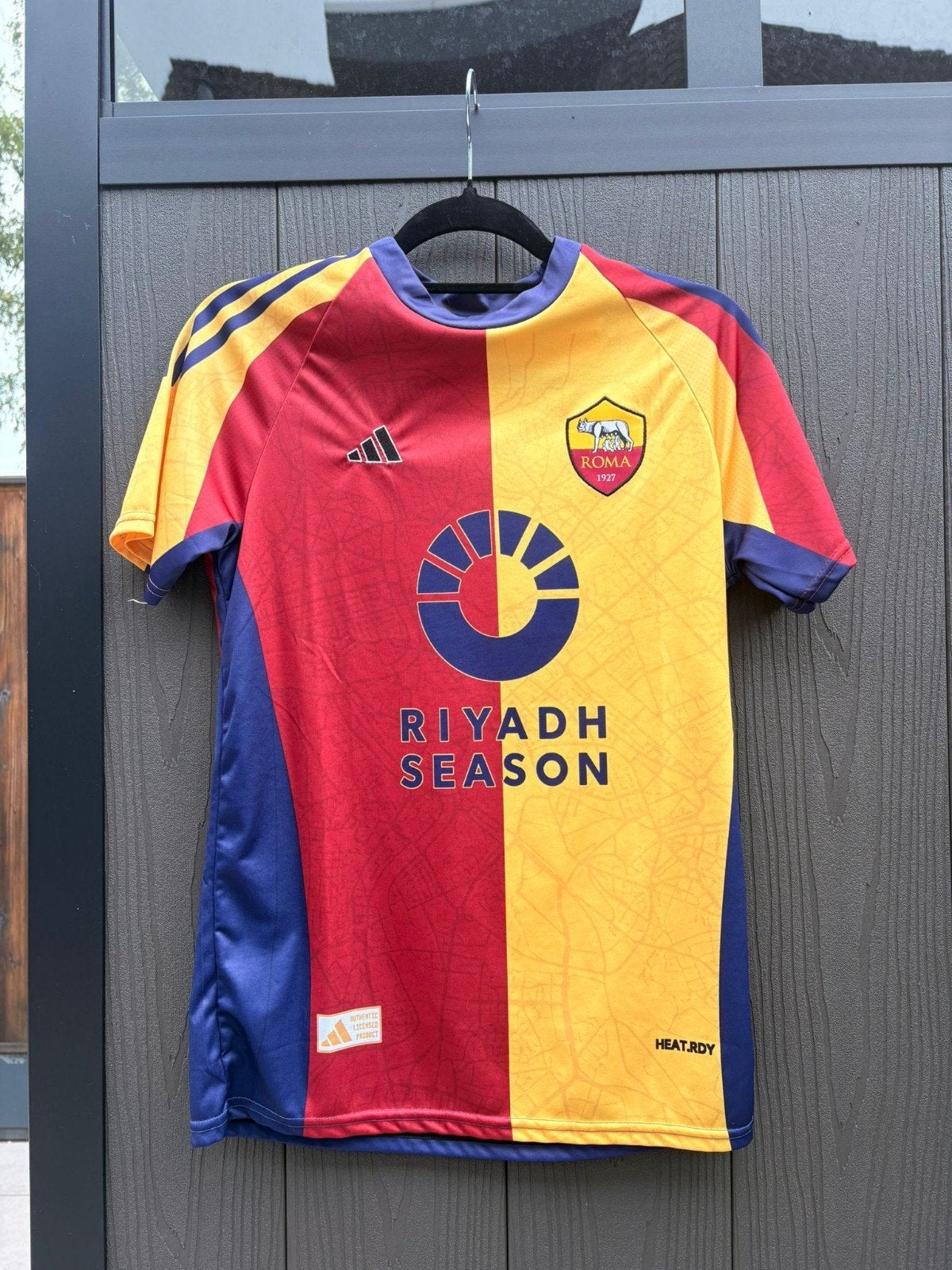 AS Roma Shirt van Totti, Maat S, Ophalen of Verzenden, Zo goed als nieuw, Shirt