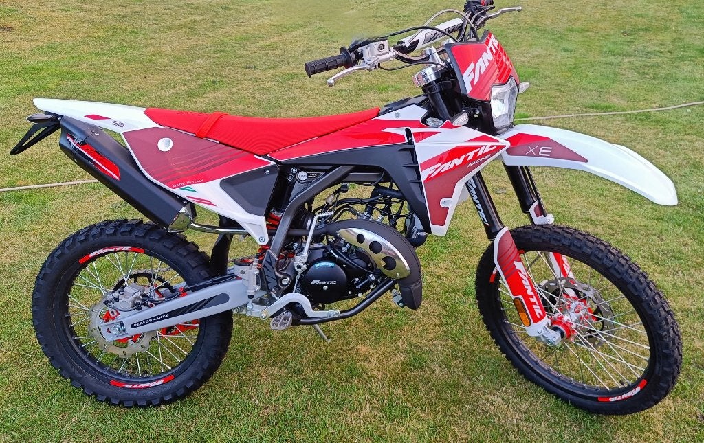 Fantic XE 50 Enduro Performance 2026 (0 km) 2900€ !!, Ophalen, 6 versnellingen, Maximaal 45 km/u, Nieuw