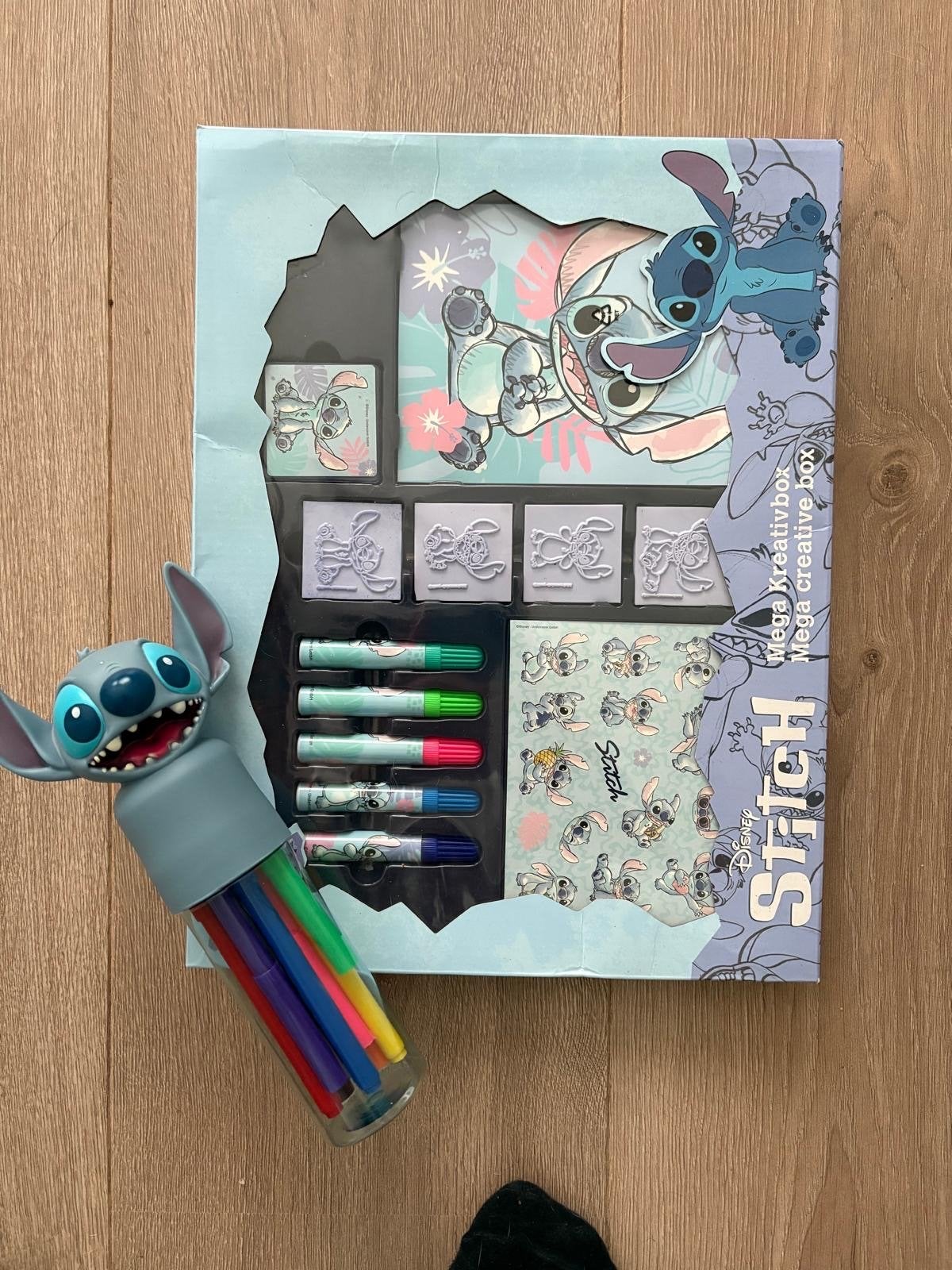 Disney Stitch Mega Creatieve Box met stiftenhouder, Ophalen, Zo goed als nieuw, Knutselen