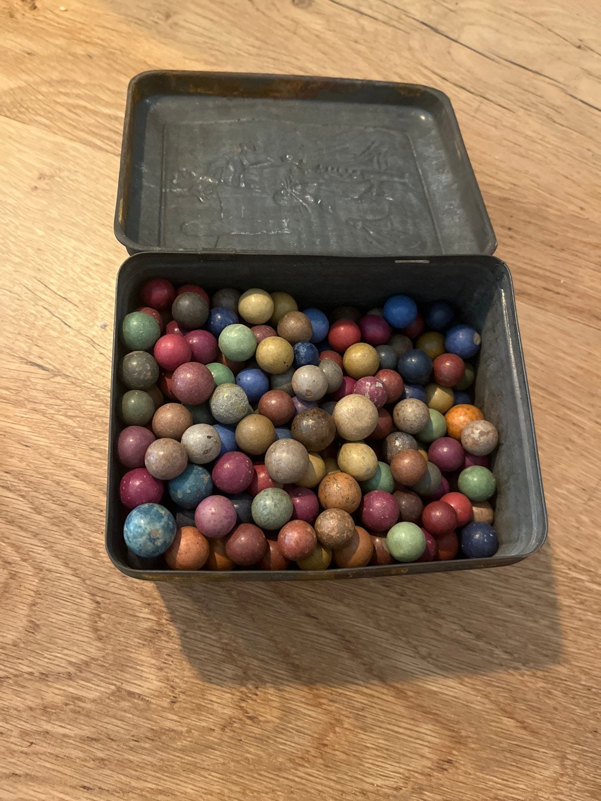 Vintage knikkerpot met kleiknikkers, Ophalen, Gebruikt
