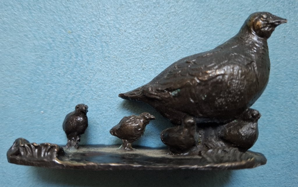Bronzen beeldje van patrijzen met kuikens  SBNL, Ophalen of Verzenden