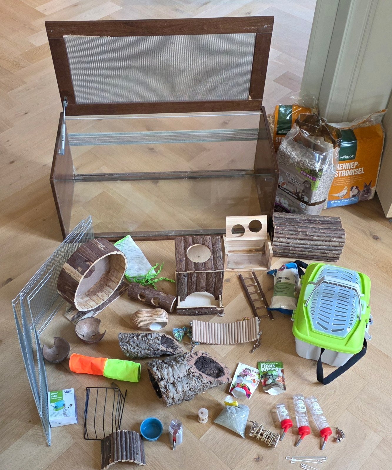 Luxe en zeer complete knaagdier set (twv 500 euro), Kooi, Zo goed als nieuw, Hamster, 75 tot 110 cm