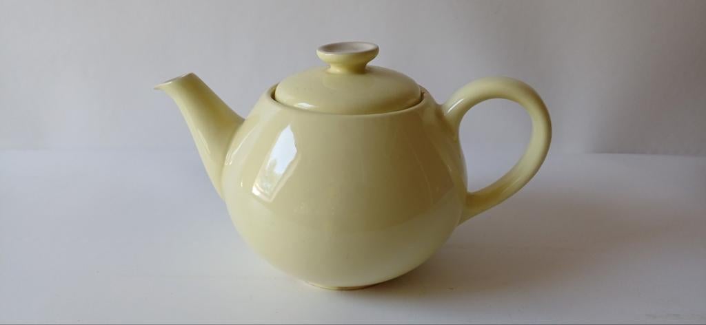 Vintage Maastricht Sphinx theepot, geel, Made in Holland, Ophalen of Verzenden