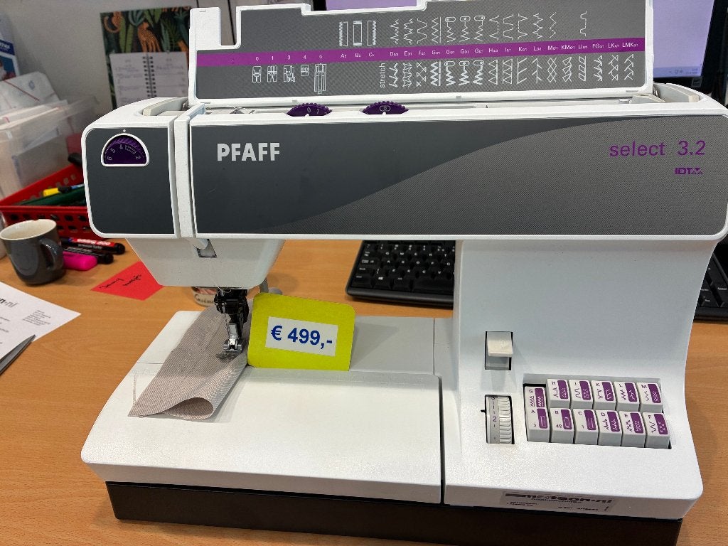 Pfaff Select 3.2 zgan, Ophalen of Verzenden, Zo goed als nieuw, Naaimachine, Pfaff
