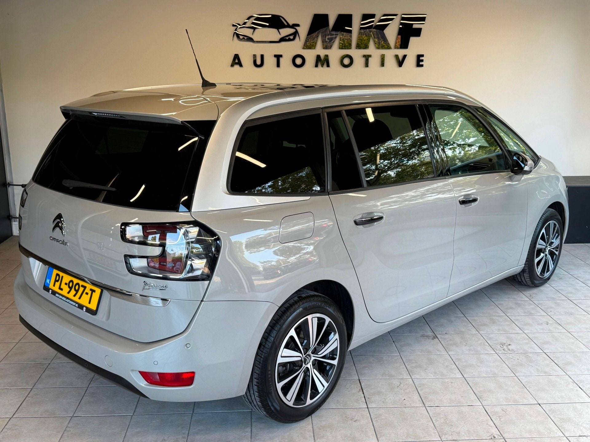 Citroen Grand C4 Picasso 1.6 BlueHDi Business ECC|PANO|7-ZIT, Auto's, 1334 kg, Gebruikt, Euro 6, 4 cilinders